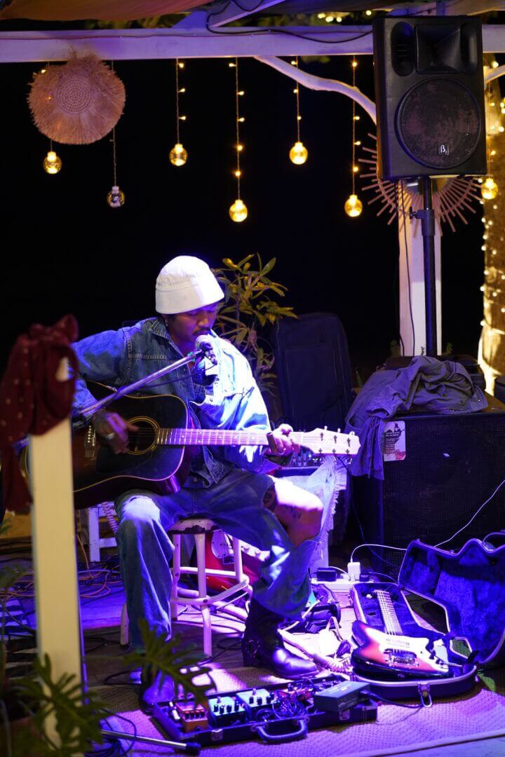 live music at indie beach café in Koh Chang